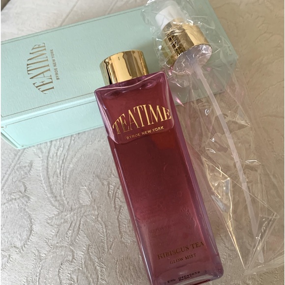 Byroe Hibiscus Tea Face Glow Mist Spray BNIB - Picture 3 of 15